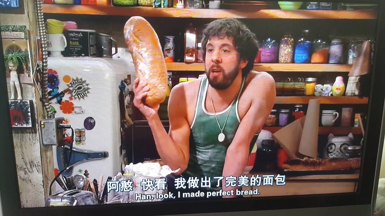 2 Broke Girls - Caroline's hair got stuck on her bed and tryed to get it out