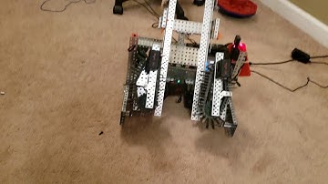 Robot loves color red | 3859W | Vision Sensor