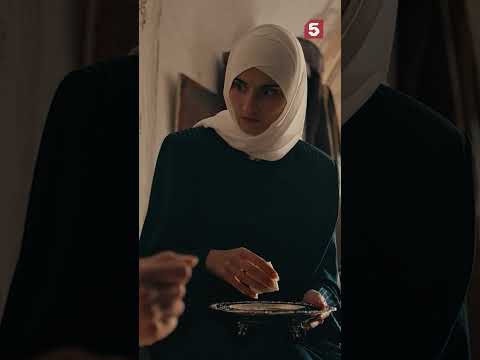 Наивная русская #пятыйканал #юмор #приколы #лучшиефильмы #детектив #кино