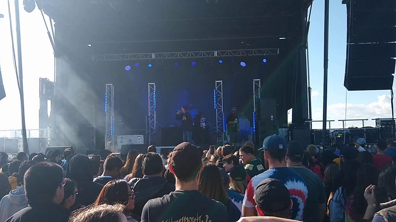 Hotbox Farm live Concert with Snoop Dogg