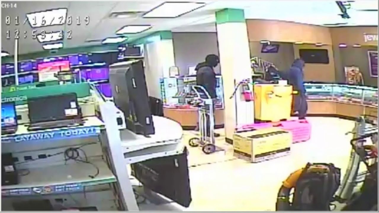 4 men ransack pawn shop, pistol-whip employee during robbery