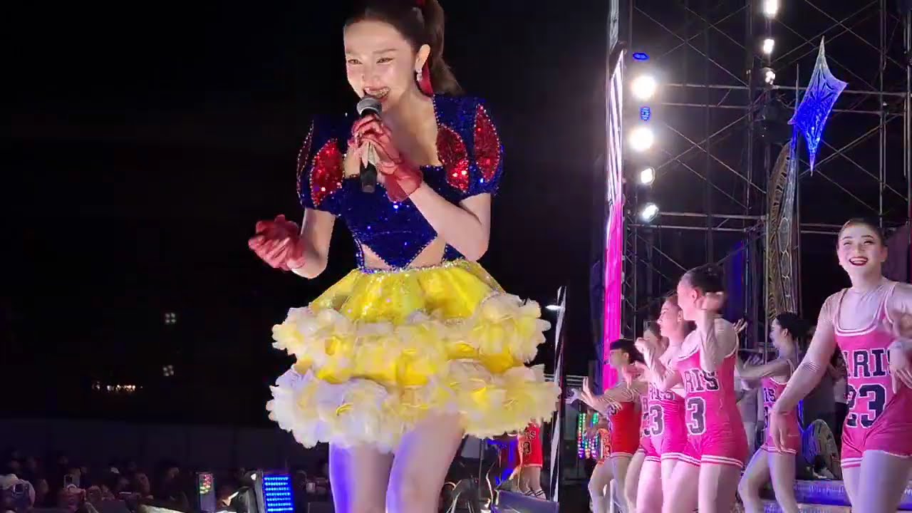 รวมโชว์จากซ้อแอน อรดี 