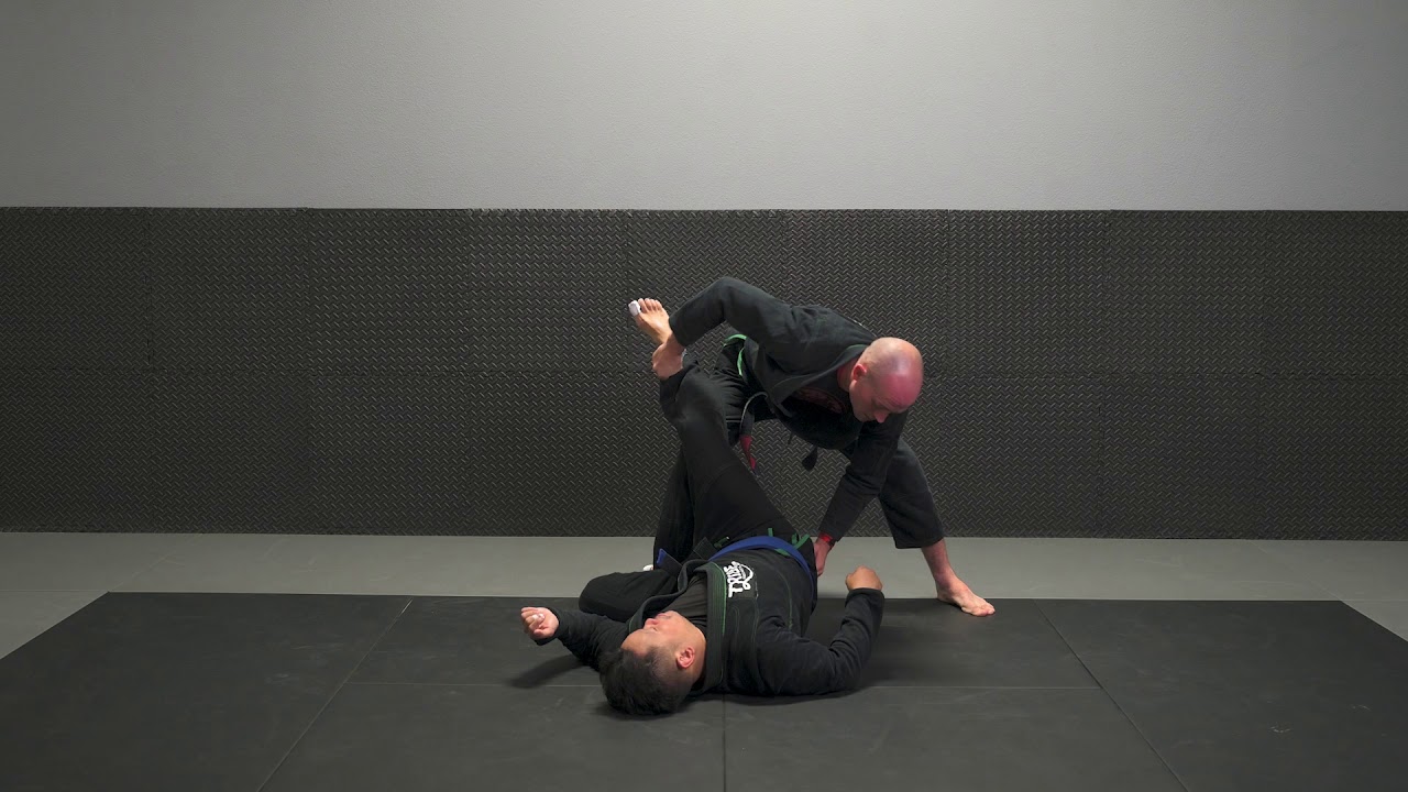 Leg Drag Pass via De la Riva Guard - YouTube