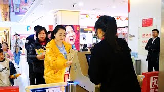 今年春节档电影总票房突破76亿元