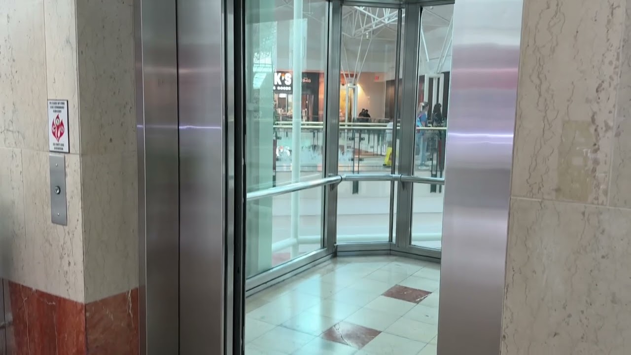 Уморительно ПЬЯНЫЙ!!! Огромный гидравлический лифт Montgomery в торговом центре Woodlands Mall в ...