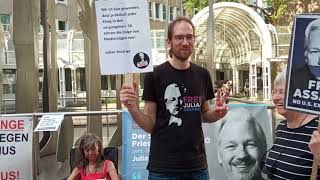 Bundesweite Mahnwachen Für Julian Ange Mai 2022