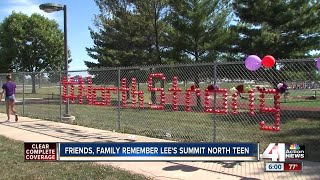 Lees Summit North HS students create memorial for classmate