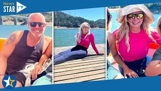 Carol Vorderman, 61, squeezes curves into skintight leggings on holiday with Judge Rinder