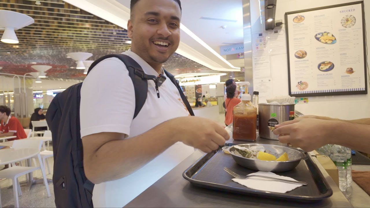 Exploring Suria KLCC Shopping Mall in KL 🇲🇾