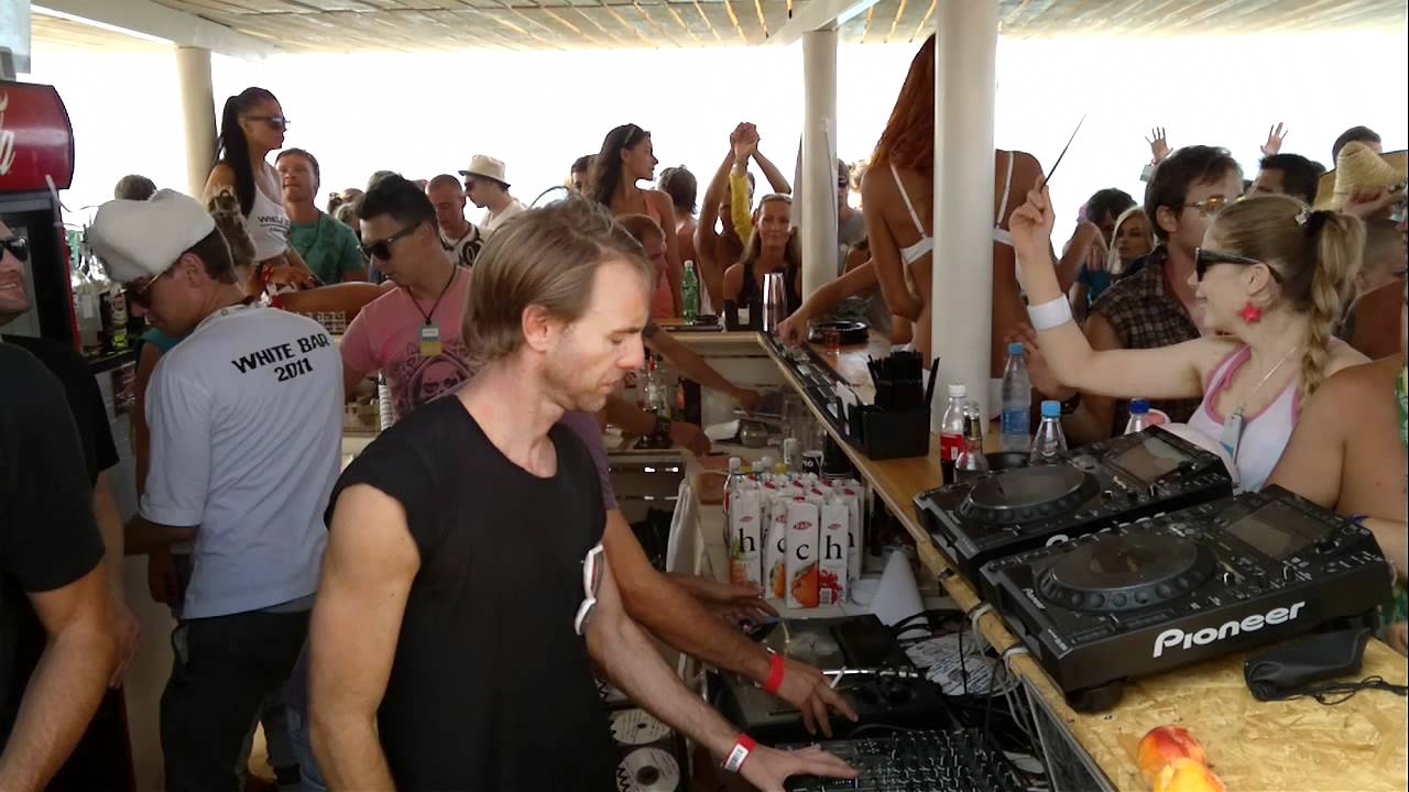 RICHIE HAWTIN, PITICU, GAISER...... WHITE BAR KAZANTIP