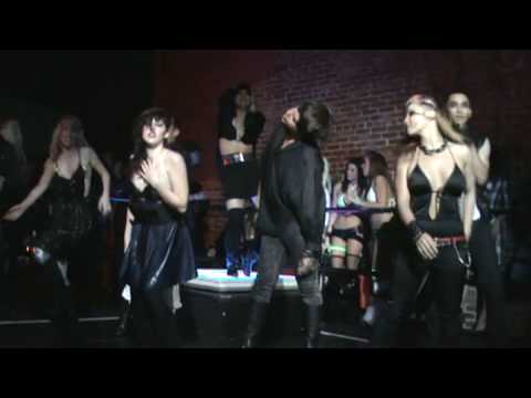Danielle Towne dancing in Ivar Show