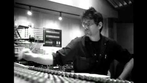 Steve Albini talks about recording The Stooges album The Weirdness.mp4