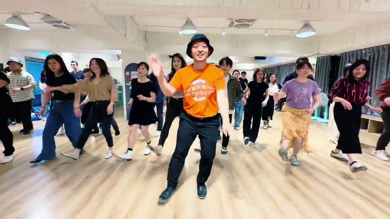 Solo Jazz Routine | 過年排舞