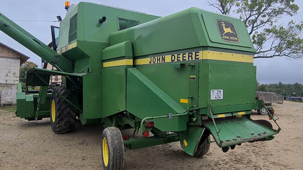 Forsale John Deere 1065 - YouTube