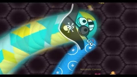 Wormate.io Super Pro Worm VS 83724383 Noob Worms - Wormate.io Funny Moments