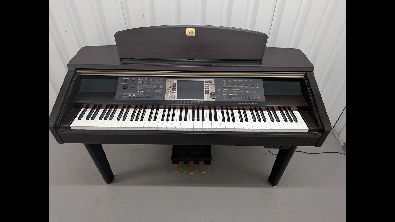 Yamaha Clavinova CVP-207 digital piano / arranger in rosewood