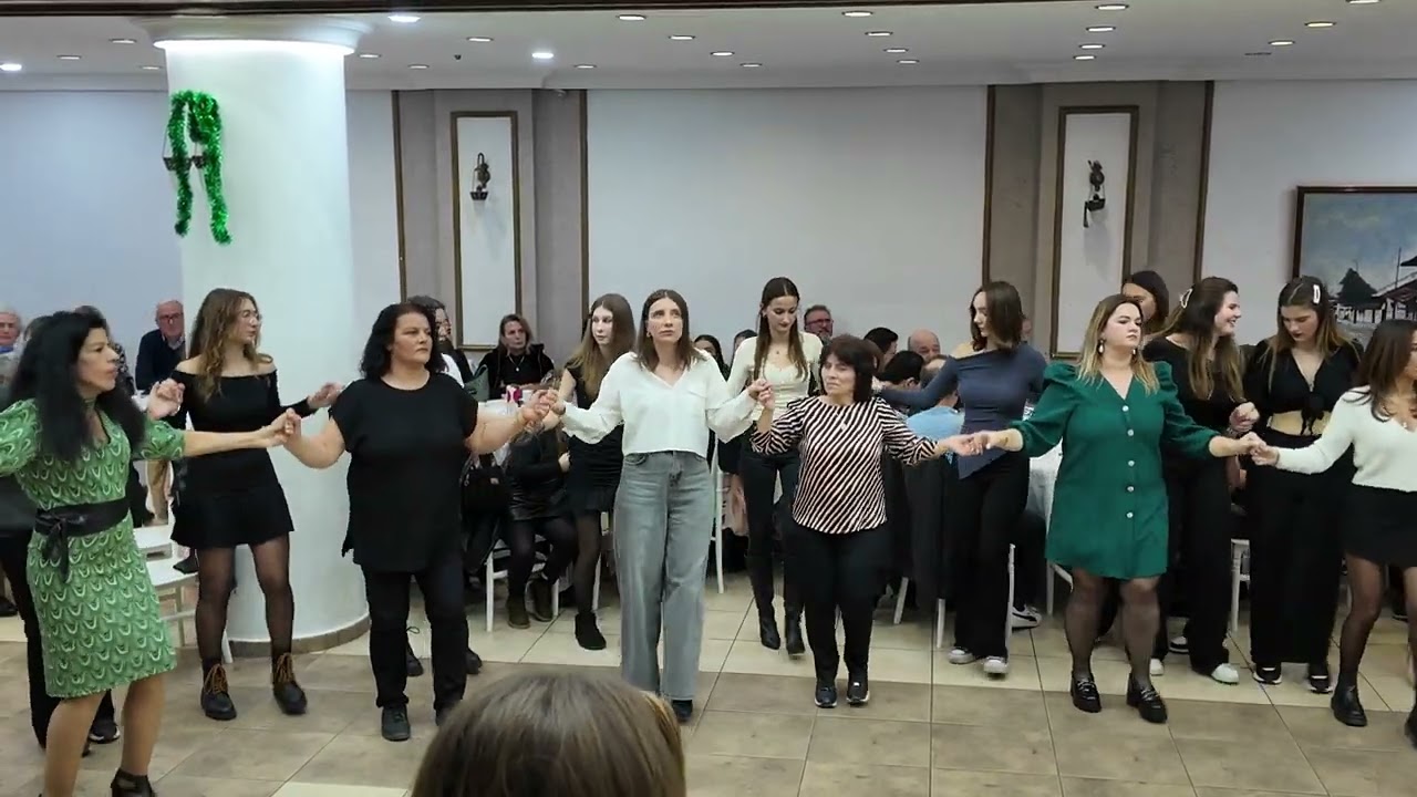 Vrti Kolo & Pendik Nova godina cumbus