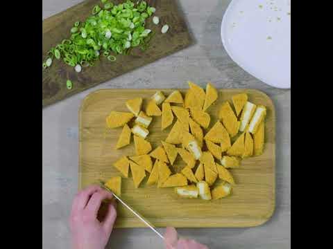 Alpenhain Käsespezialitäten I Rezept: Back-Camembert mit Kabanossi - YouTube