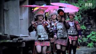 雷艳 Lei Yan - 《天下苗家》 World Hmong\/Miao (Hmoob Hauv Ntiaj Teb) MV