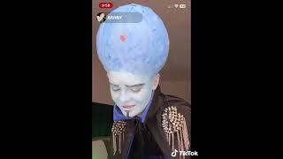 16 min of pure comedy from Megamind Ashby 