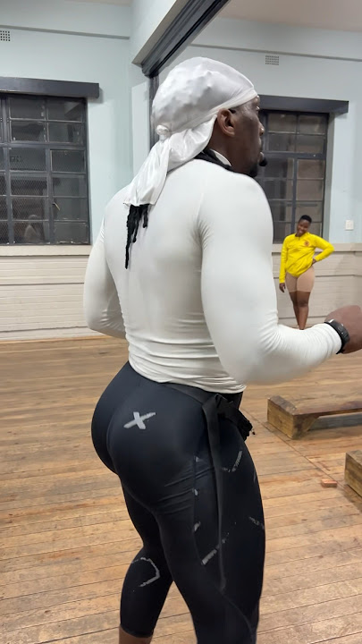 Build GLUTES with THE KING OF SQUATS @nyawolomshini21