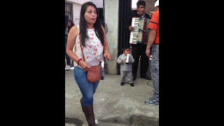 Miniatura de vídeo de "Linda Poaleñita (HD)"