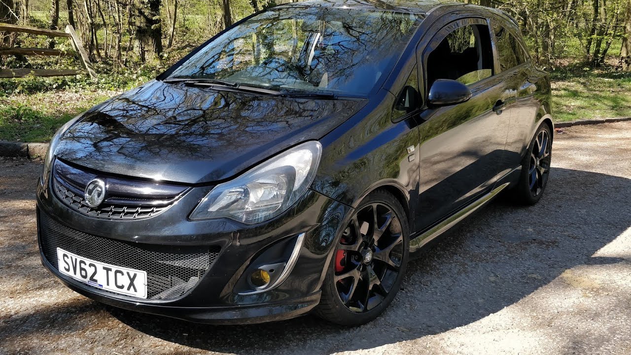 Opel corsa black