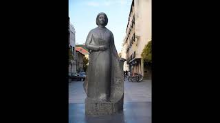 Desanka Maksimovic - Trazim pomilovanje Desanka Maksimovic - Trazim pomilovanje