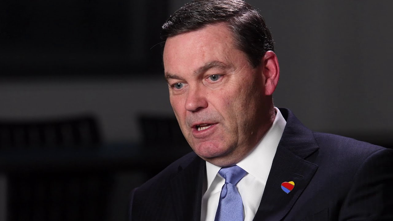 Southwest Airlines President Talks About the 5 Important Characteristics of Leadership