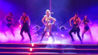 Britney Spears : Piece Of Me 'I'm A slave 4 U' Oct.21 2016