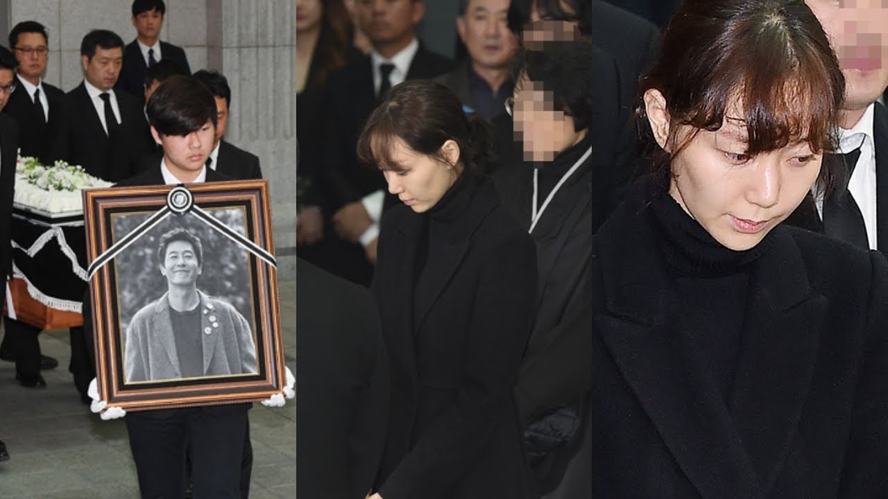 Heartbreaking Moment | Lee Yoo Young Cried, Collapsed At Funeral Of Her  Boyfriend Kim Joo Hyuk 2017 - Youtube