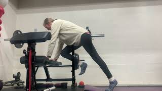 Elevated front plank mountain climbers