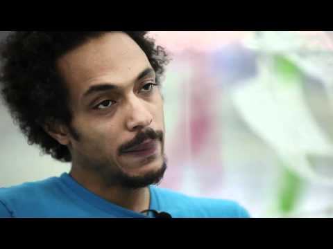 ভিডিও: এমা হ্যাকের নতুন কাজ