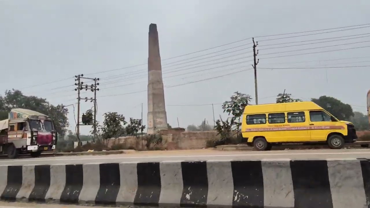 Apni bike 🏍 ki  Third service ho gyi  done 👍