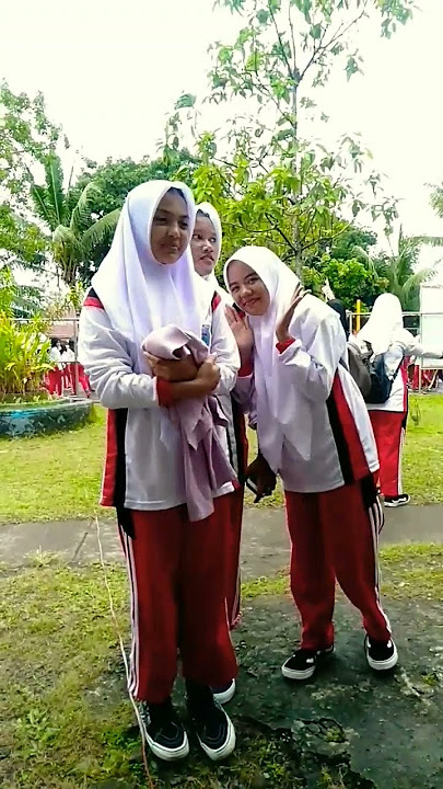 Ale pung senyum sa..