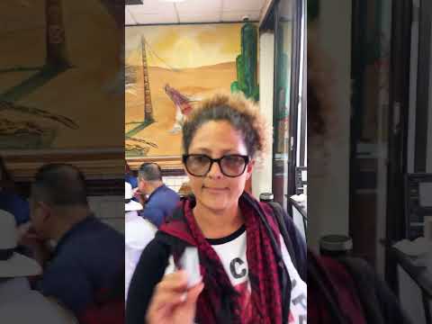 Video thumbnail: La Taqueria San Francisco 25th & Mission #BestTacosInSanFrancisco
