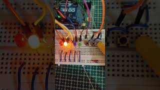 3 efectos de LEDs con Arduino controlados por botones