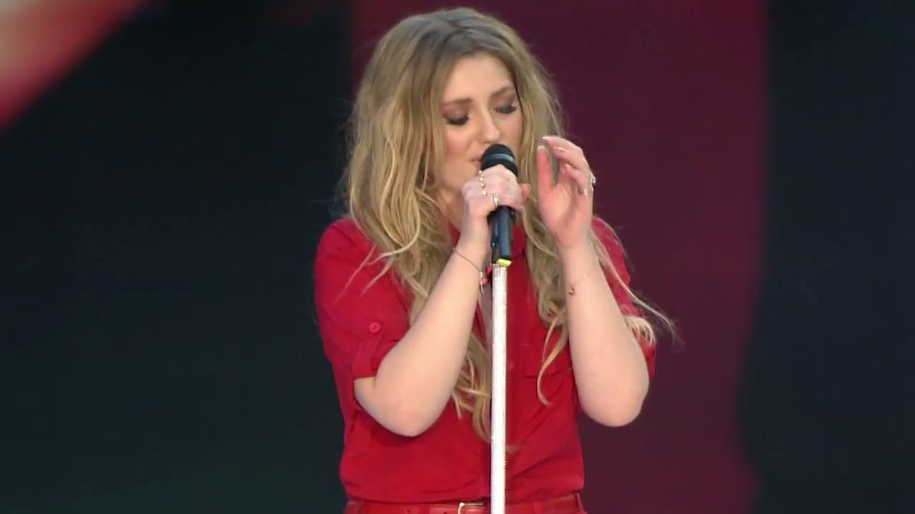 Ella Henderson - Ghost (Summertime Ball 2014)