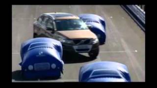 Volvo XC60 forward collision avoidance system