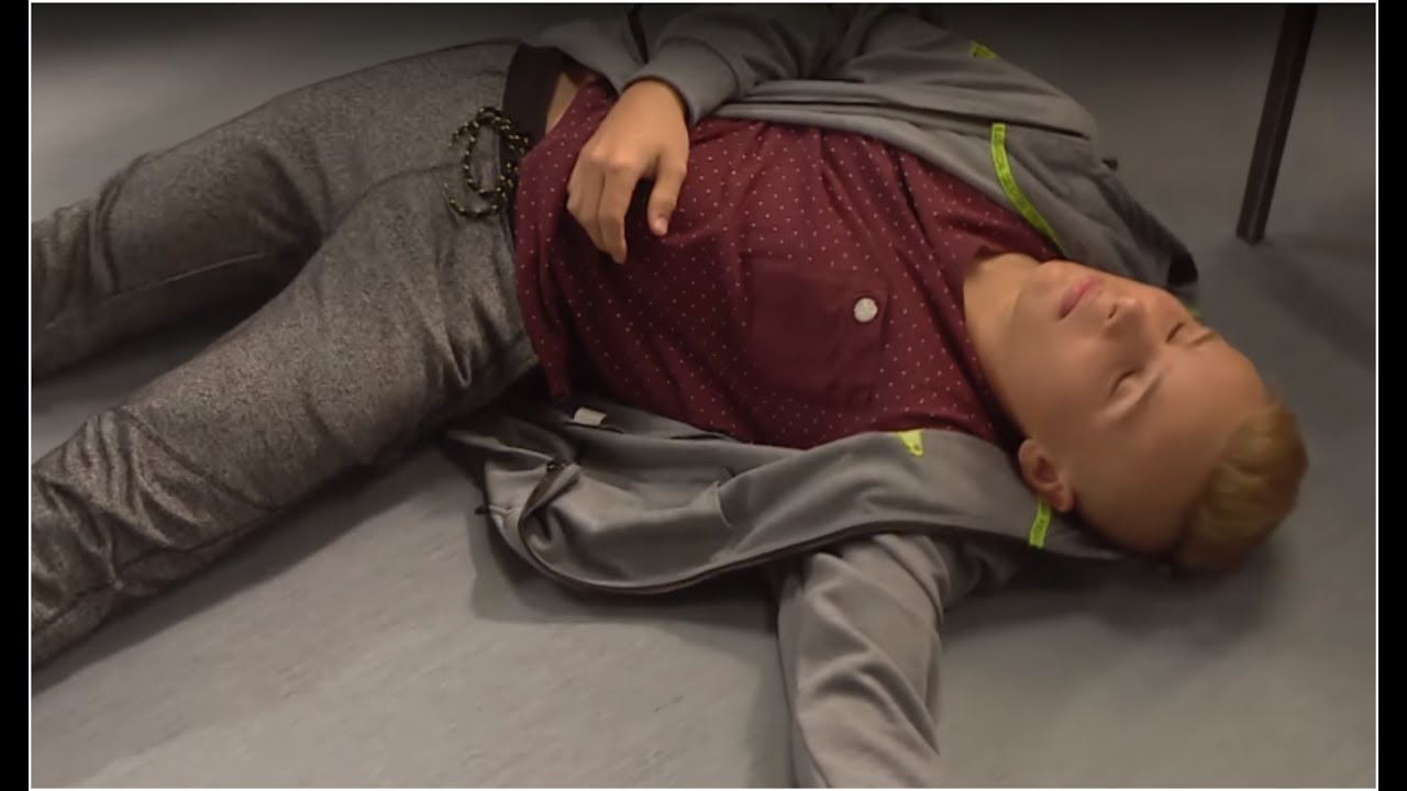 Uczeń po przedawkowaniu sterydów trafił do szpitala [Szkoła odc. 490]