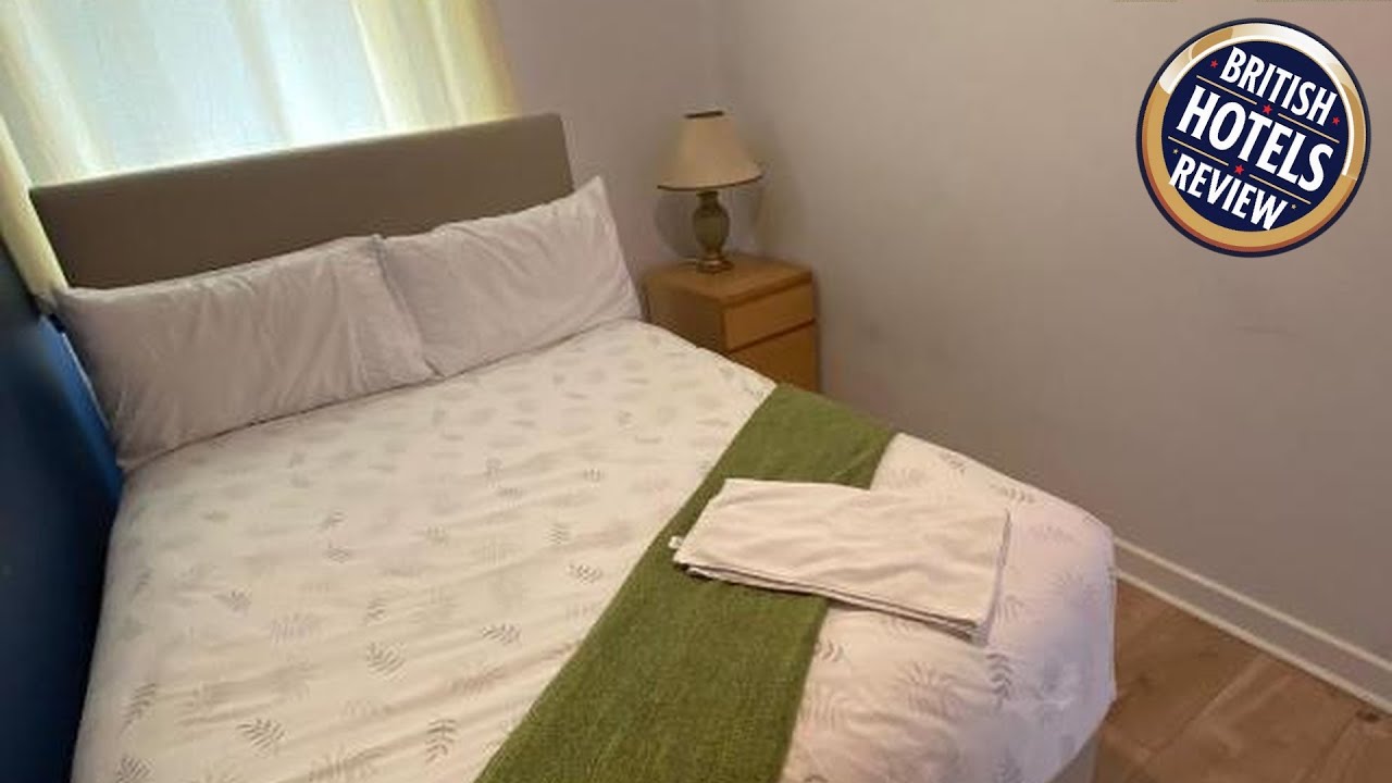 Conmere Square Apartment | Manchester, United Kingdom | Hotel Review 🌟