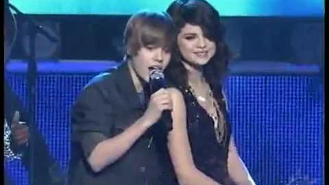 One Less Lonely Girl - Justin Bieber and Selena Gomez (Dick Clark New Years Eve)