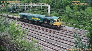 @Traindriverbrian1 a quick look around the cab of a class 66