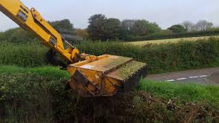 McConnell PA65T hedge trimming