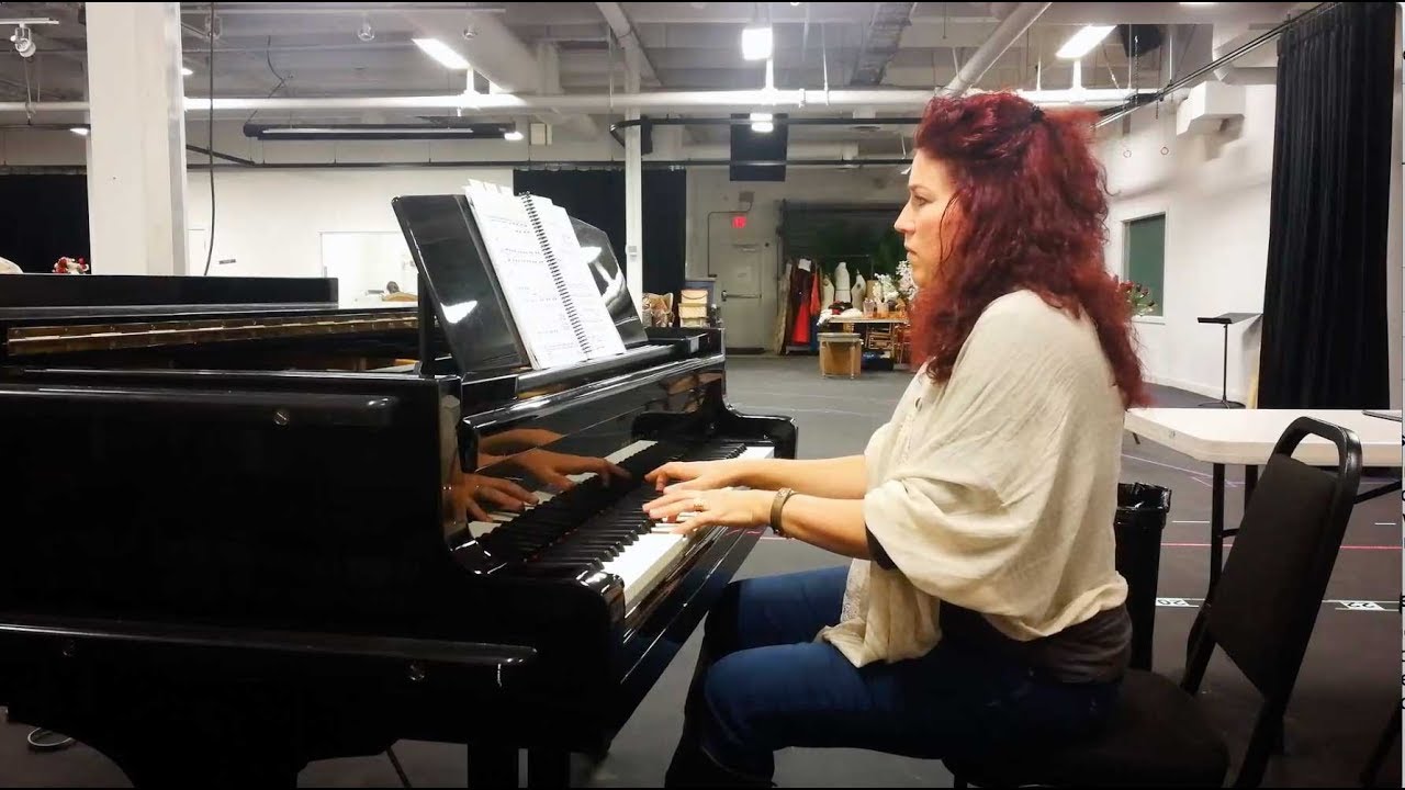 Kinza Tyrrell on La Traviata