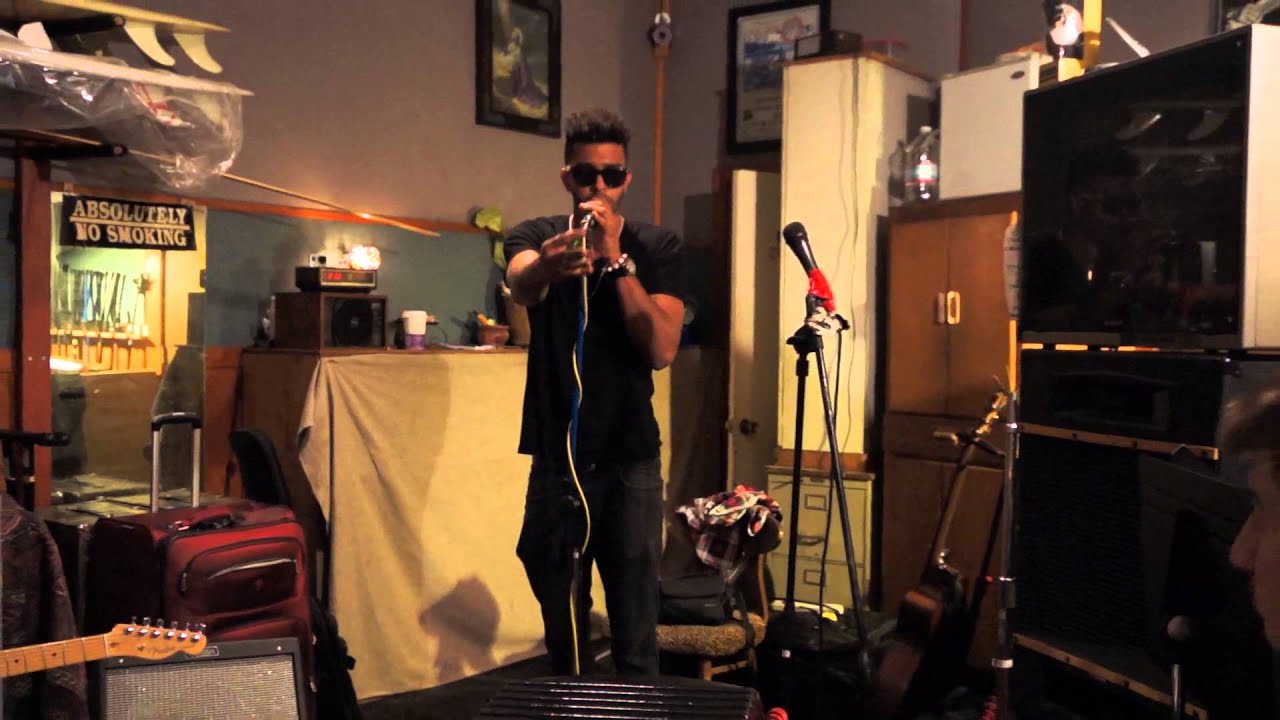 Aquile & The Orbit Group- Rehearsing " Runaway Love" - YouTube