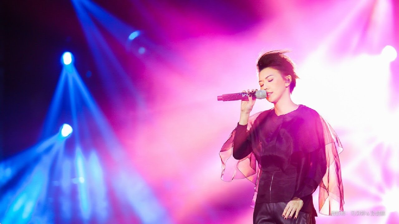 【HD】孫燕姿 Stefanie Sun YanZi 完美演繹「天黑黑」「雨天」「神奇」「逆光」「聽說愛情回來過」@李偲菘&李偉菘30週年音樂會  (2016-01-16)