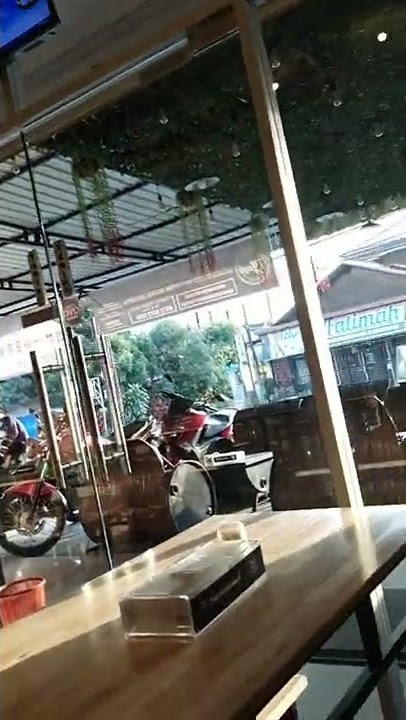 prank temen lagi di cafe