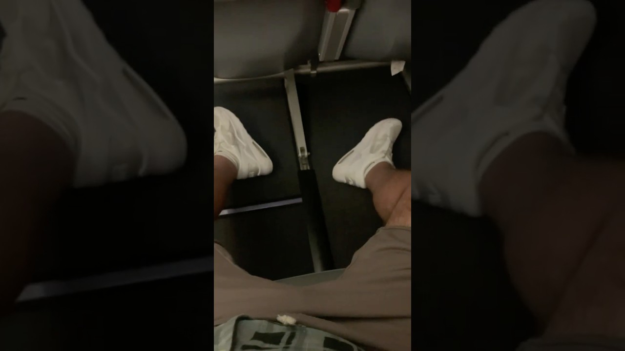 Jet2.com extra leg room 