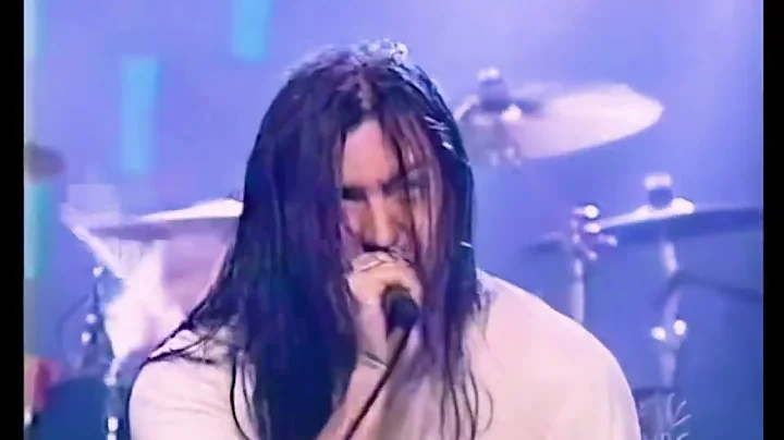 Andrew W.K. - She Is Beautiful (Live At Late Night With Conan O'Brien 07/11/2002)